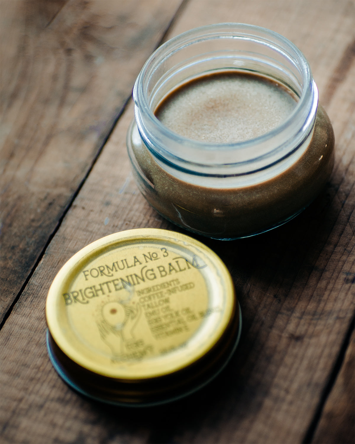 COFFEE-INFUSED TALLOW BRIGHTENING BALM